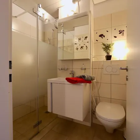 Apartment C04 *